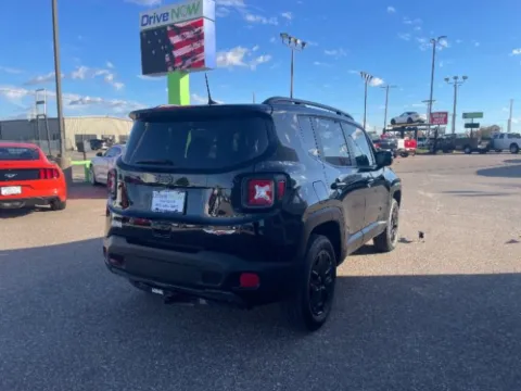 More photos of 2018 Jeep Renegade Trailhawk at Drive Now Wichita, KS