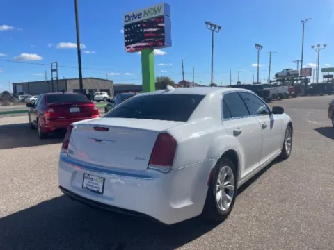 More photos of 2016 Chrysler 300 Limited at Drive Now Wichita, KS