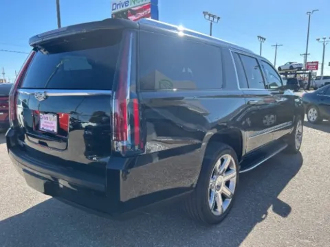 More photos of 2017 Cadillac Escalade ESV Luxury at Drive Now Wichita, KS