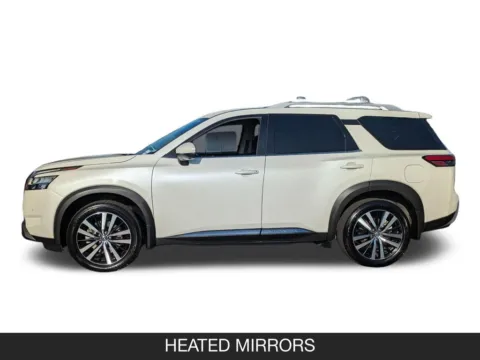 More photos of 2023 Nissan Pathfinder Platinum at Mossy Nissan Escondido, CA