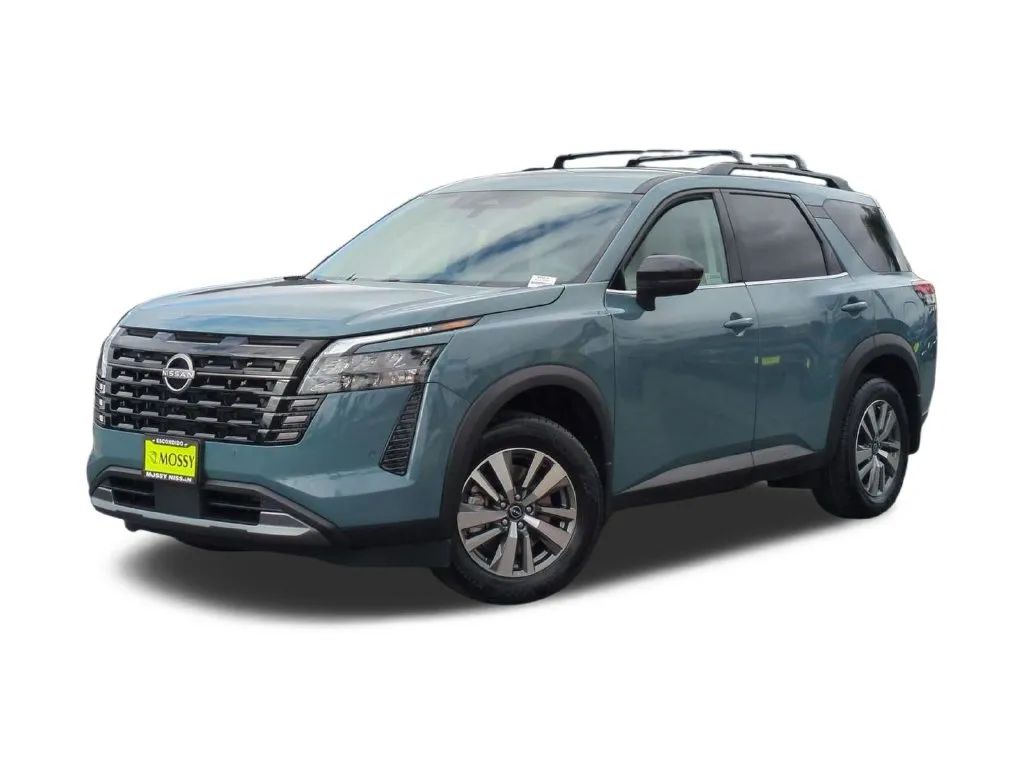 Green 2026 Nissan Pathfinder SL for sale in Escondido, CA
