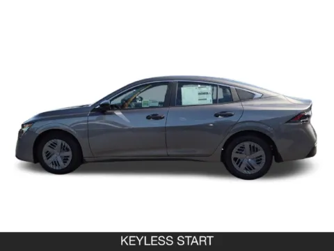 More photos of 2027 Nissan Sentra S at Mossy Nissan Escondido, CA