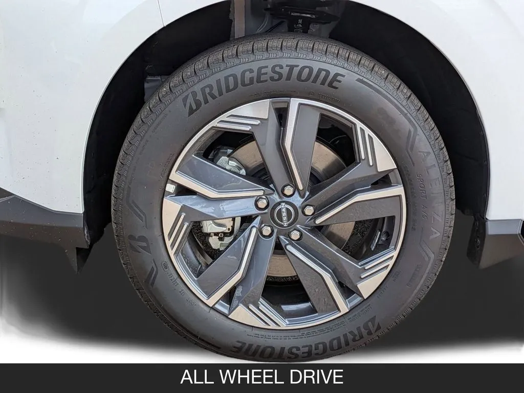 2025 Nissan Murano SL - Photo 12