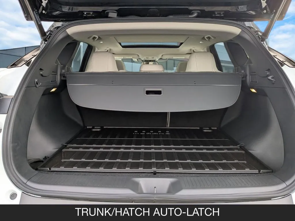 2025 Nissan Murano SL - Photo 39