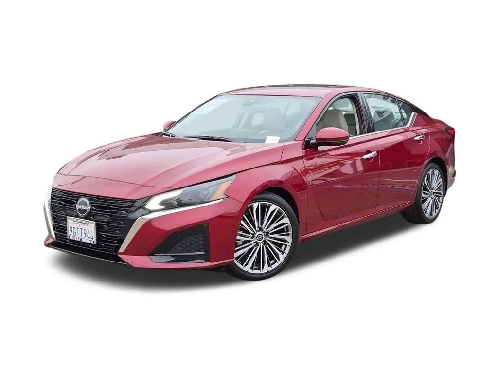 Red 2023 Nissan Altima 2.5 SL for sale in San Diego, CA