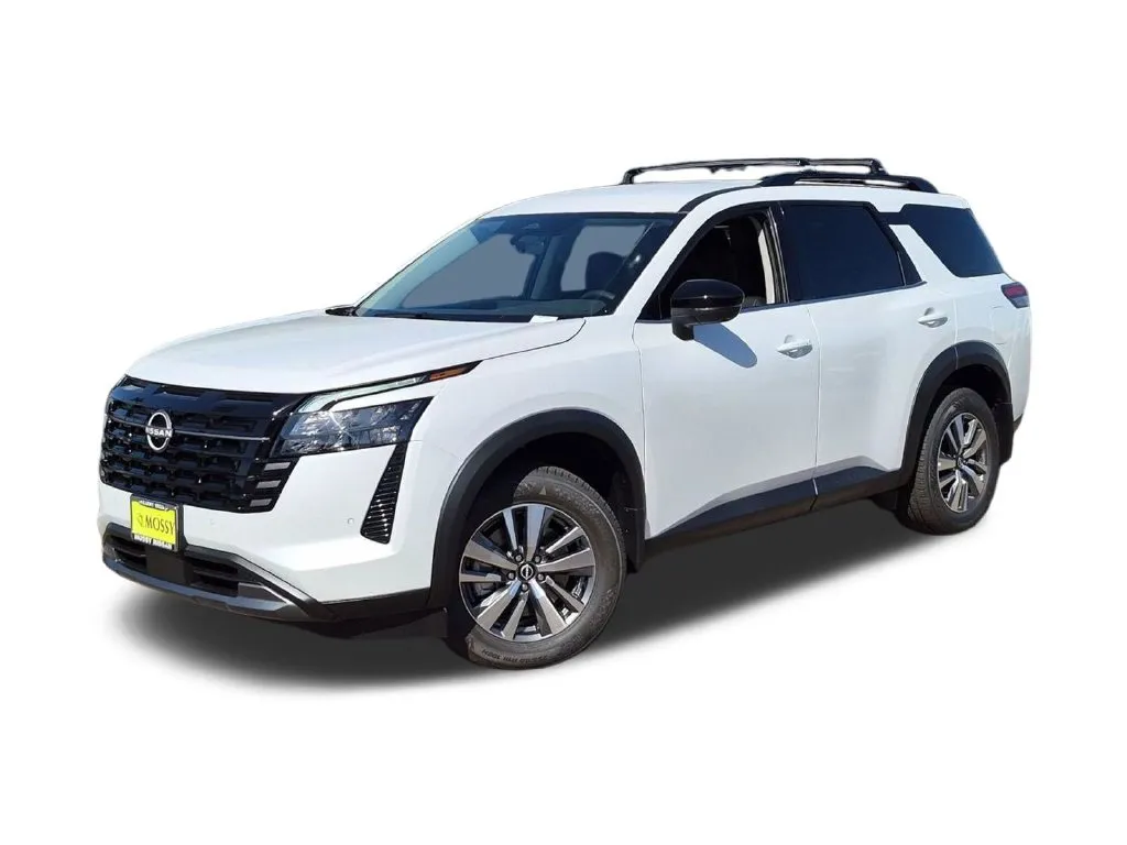 White 2026 Nissan Pathfinder SL for sale in San Diego, CA