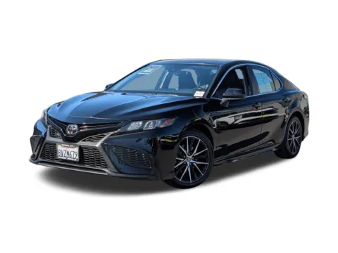 Black 2021 Toyota Camry SE for sale in National City, CA