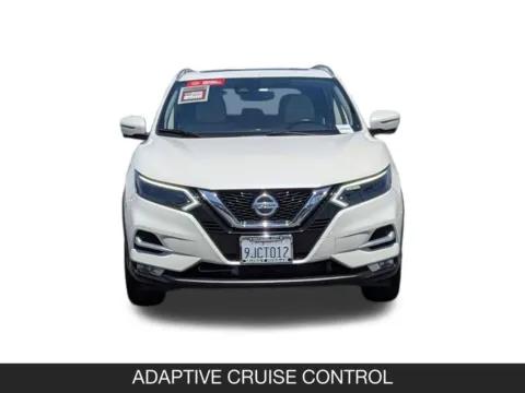 More photos of 2020 Nissan Rogue Sport SL at Mossy Nissan National City, CA