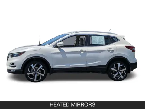 More photos of 2020 Nissan Rogue Sport SL at Mossy Nissan National City, CA