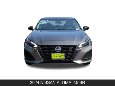 More photos of 2024 Nissan Altima 2.5 SR at Mossy Nissan National City, CA