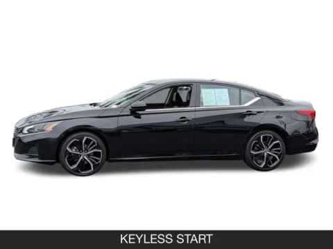 More photos of 2024 Nissan Altima 2.5 SR at Mossy Nissan National City, CA