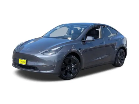Silver 2023 Tesla Model Y Long Range for sale in National City, CA