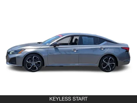 More photos of 2023 Nissan Altima 2.5 SR at Mossy Nissan National City, CA