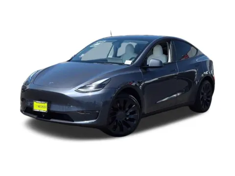 Silver 2023 Tesla Model Y Long Range for sale in National City, CA