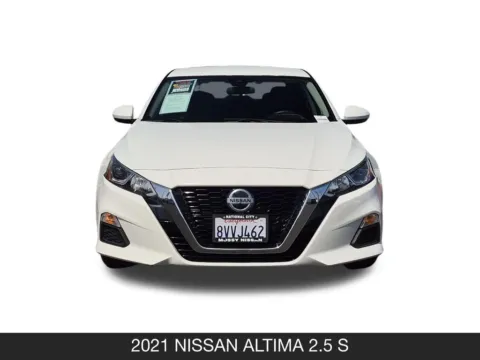 More photos of 2021 Nissan Altima 2.5 S at Mossy Nissan National City, CA