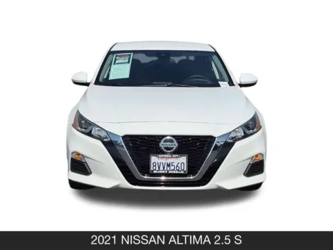 More photos of 2021 Nissan Altima 2.5 S at Mossy Nissan National City, CA