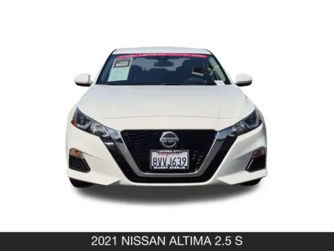 More photos of 2021 Nissan Altima 2.5 S at Mossy Nissan National City, CA