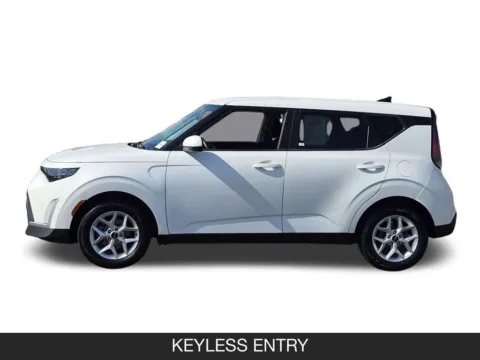 More photos of 2024 Kia Soul LX at Mossy Nissan National City, CA