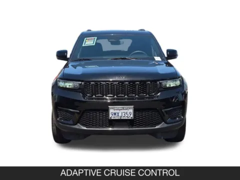 More photos of 2024 Jeep Grand Cherokee Altitude at Mossy Nissan National City, CA