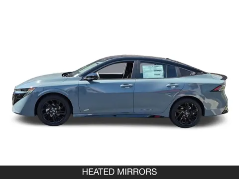 More photos of 2027 Nissan Sentra SR at Mossy Nissan National City, CA