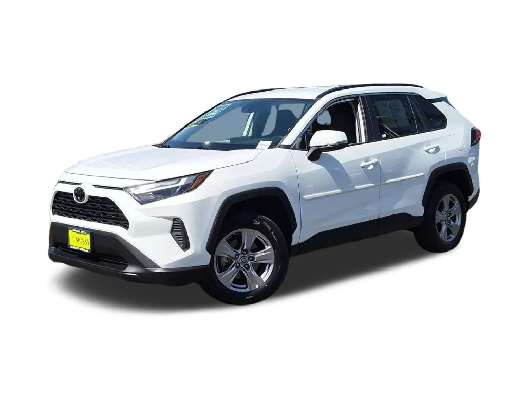 White 2022 Toyota RAV4 XLE for sale in National City, CA