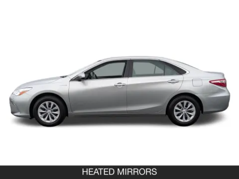 More photos of 2017 Toyota Camry Hybrid LE at Mossy Nissan Poway, CA