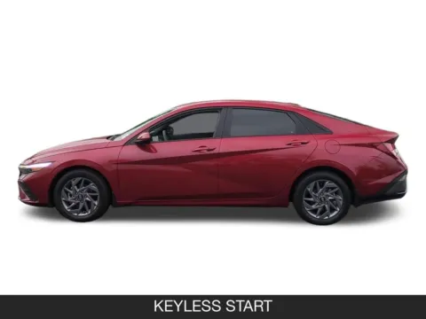 More photos of 2024 Hyundai Elantra SEL at Mossy Nissan Poway, CA