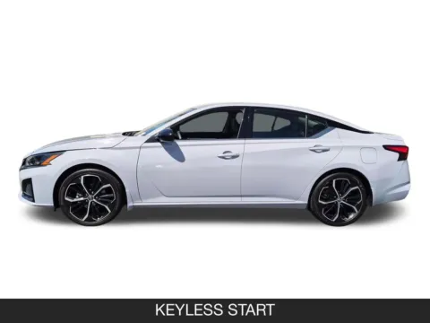 More photos of 2024 Nissan Altima 2.5 SR at Mossy Nissan Poway, CA