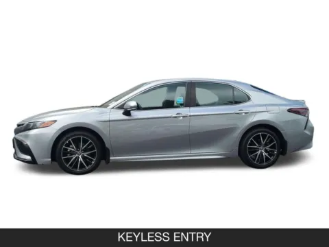 More photos of 2024 Toyota Camry SE at Mossy Nissan Poway, CA