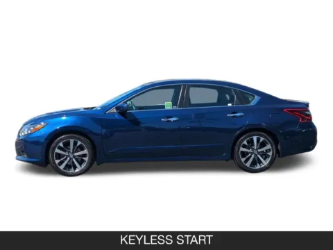 More photos of 2017 Nissan Altima 2.5 SR at Mossy Nissan Poway, CA