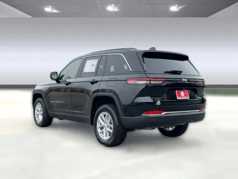 Another view of 2025 Jeep Grand Cherokee Laredo X for sale in Bonham, TX at Bonham Chrysler