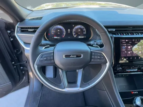 More photos of 2025 Jeep Grand Cherokee Altitude at Bonham Chrysler, TX