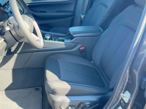 More photos of 2025 Jeep Grand Cherokee Laredo X at Bonham Chrysler, TX