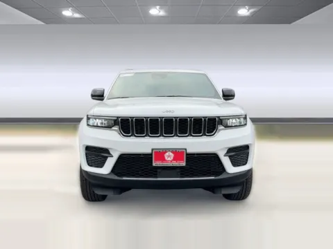 More photos of 2025 Jeep Grand Cherokee Laredo X at Bonham Chrysler, TX