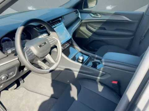 More photos of 2025 Jeep Grand Cherokee Laredo X at Bonham Chrysler, TX