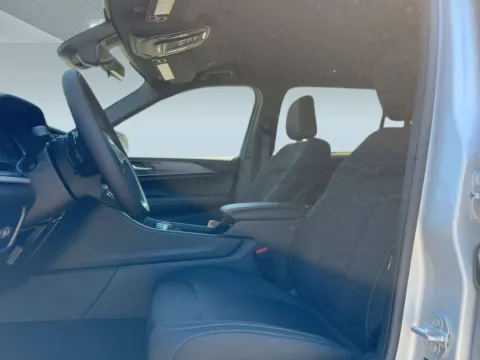 More photos of 2025 Jeep Grand Cherokee L Laredo at Bonham Chrysler, TX