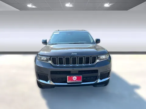 More photos of 2025 Jeep Grand Cherokee L Laredo at Bonham Chrysler, TX