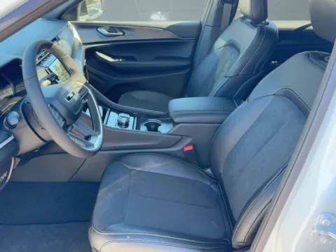 Another view of 2025 Jeep Grand Cherokee L Altitude X for sale in Bonham, TX at Bonham Chrysler