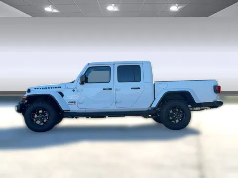 Photos of 2025 Jeep Gladiator Texas Trail for sale in Bonham, TX at Bonham Chrysler