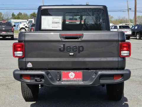 More photos of 2026 Jeep Gladiator Sport at Bonham Chrysler, TX
