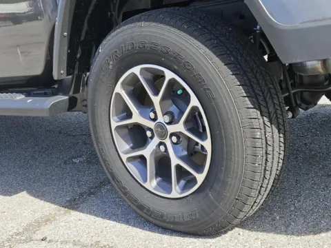 More photos of 2025 Jeep Gladiator Sport S at Bonham Chrysler, TX