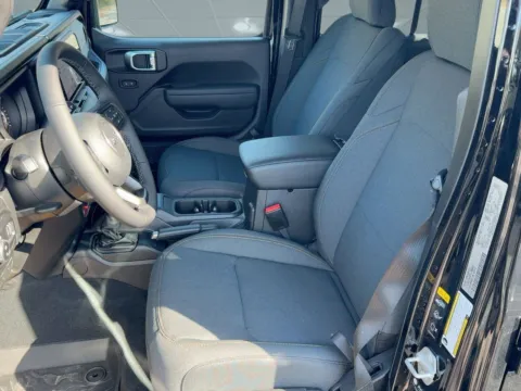 More photos of 2026 Jeep Gladiator Willys at Bonham Chrysler, TX