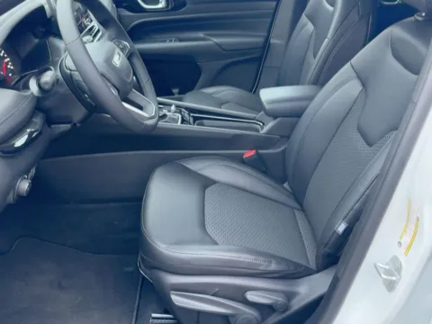 More photos of 2026 Jeep Compass Latitude Altitude at Bonham Chrysler, TX