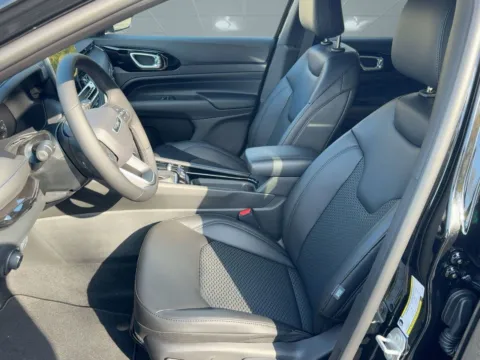 More photos of 2026 Jeep Compass Latitude Altitude at Bonham Chrysler, TX