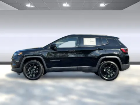 Photos of 2026 Jeep Compass Latitude Altitude for sale in Bonham, TX at Bonham Chrysler