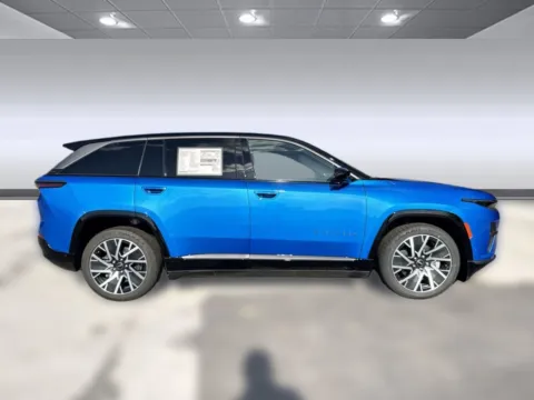 More photos of 2025 JEEP WAGONEER S LIMITED Limited at Bonham Chrysler, TX