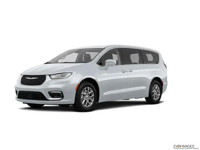 2023 Chrysler Pacifica Touring L for sale in Bonham, TX