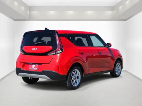 More photos of 2023 Kia Soul LX at Bonham Chrysler, TX