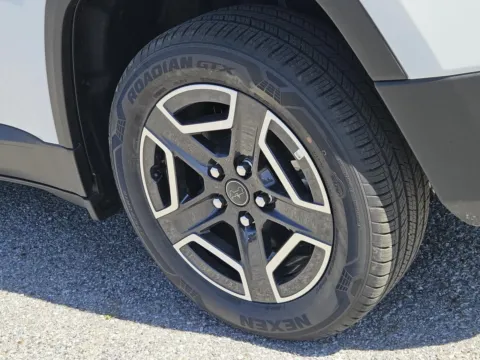 More photos of 2026 Jeep Cherokee Limited at Bonham Chrysler, TX