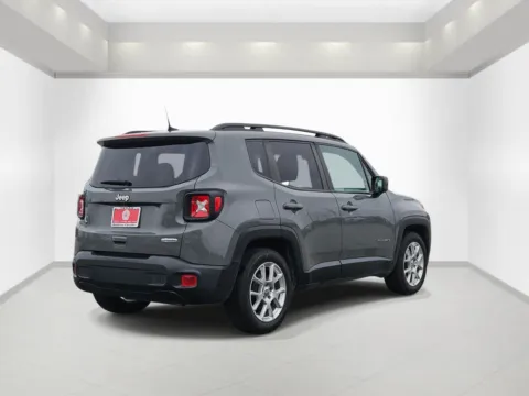 More photos of 2019 Jeep Renegade Latitude at Bonham Chrysler, TX